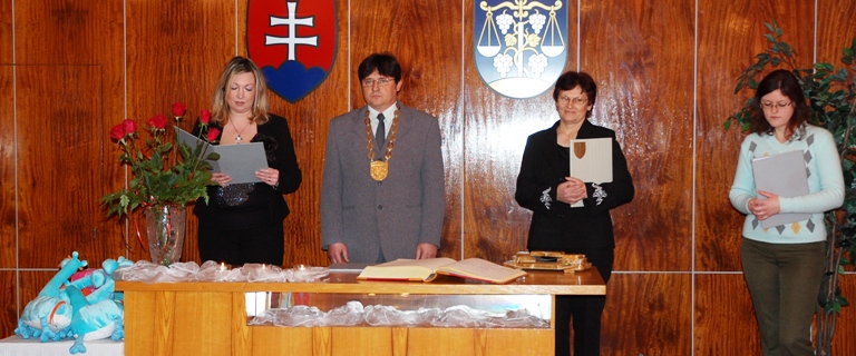 Fotogaléria ROK 2010: Uvítanie detí, 31.01.2010 (6) ROK 2010: Uvítanie detí, 31.01.2010